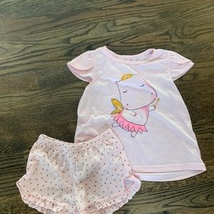 HP Girls 5t pink hippo pajama set from Carters